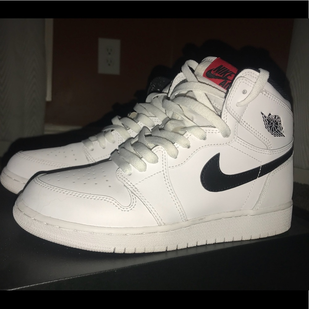 Air Jordan 1 Retro High OG BG 'Yin Yang' Size 7Y